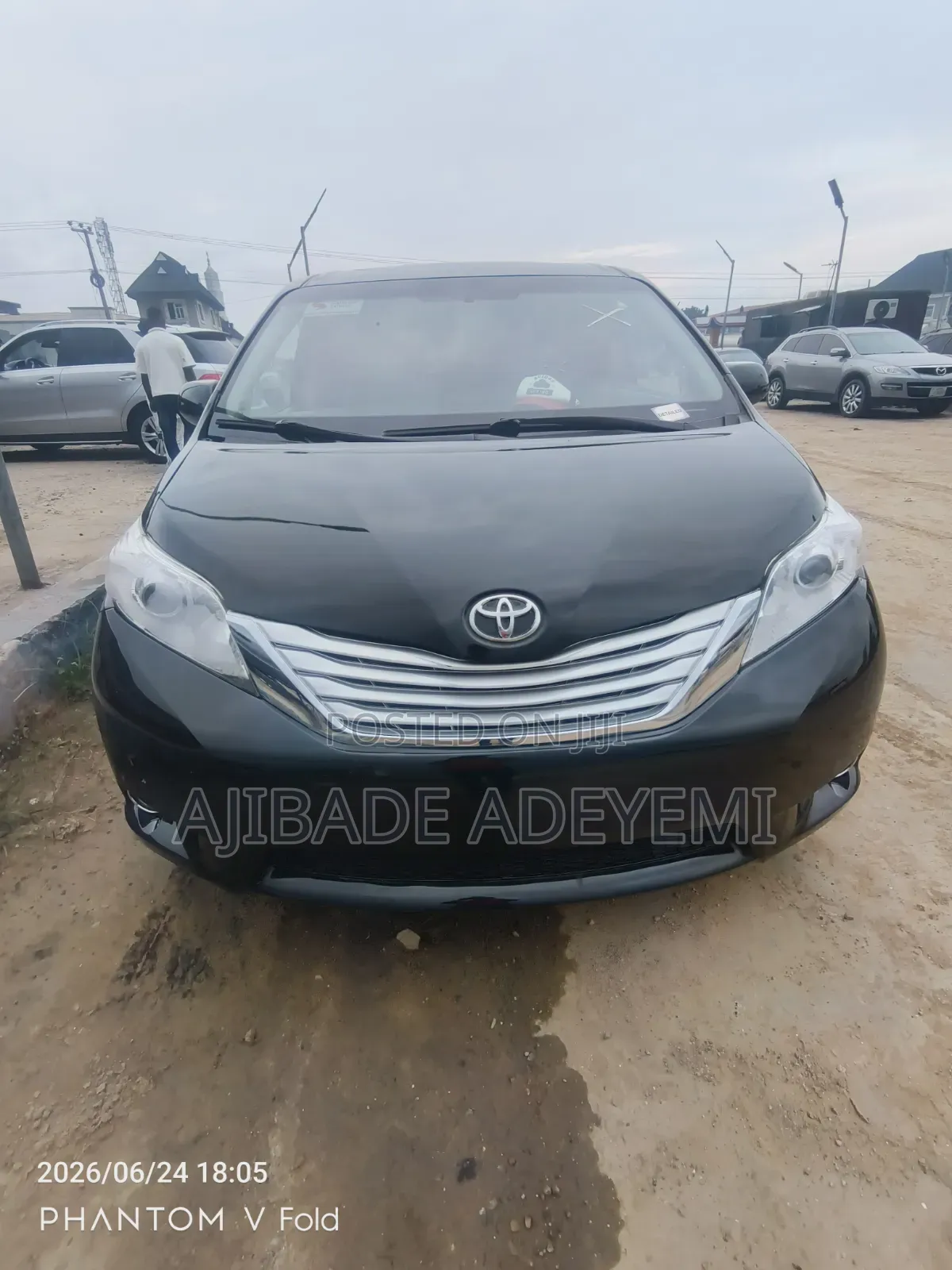 Toyota Sienna XLE AWD (3.5L 6cyl 8A) 2018 Black
