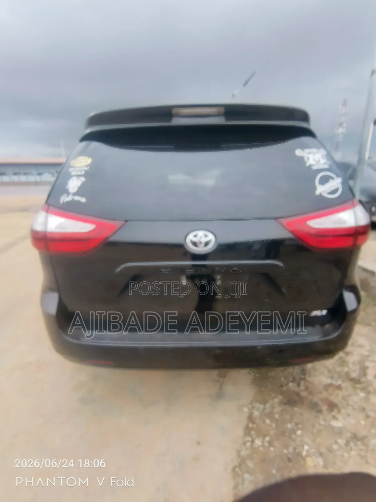 Toyota Sienna XLE AWD (3.5L 6cyl 8A) 2018 Black