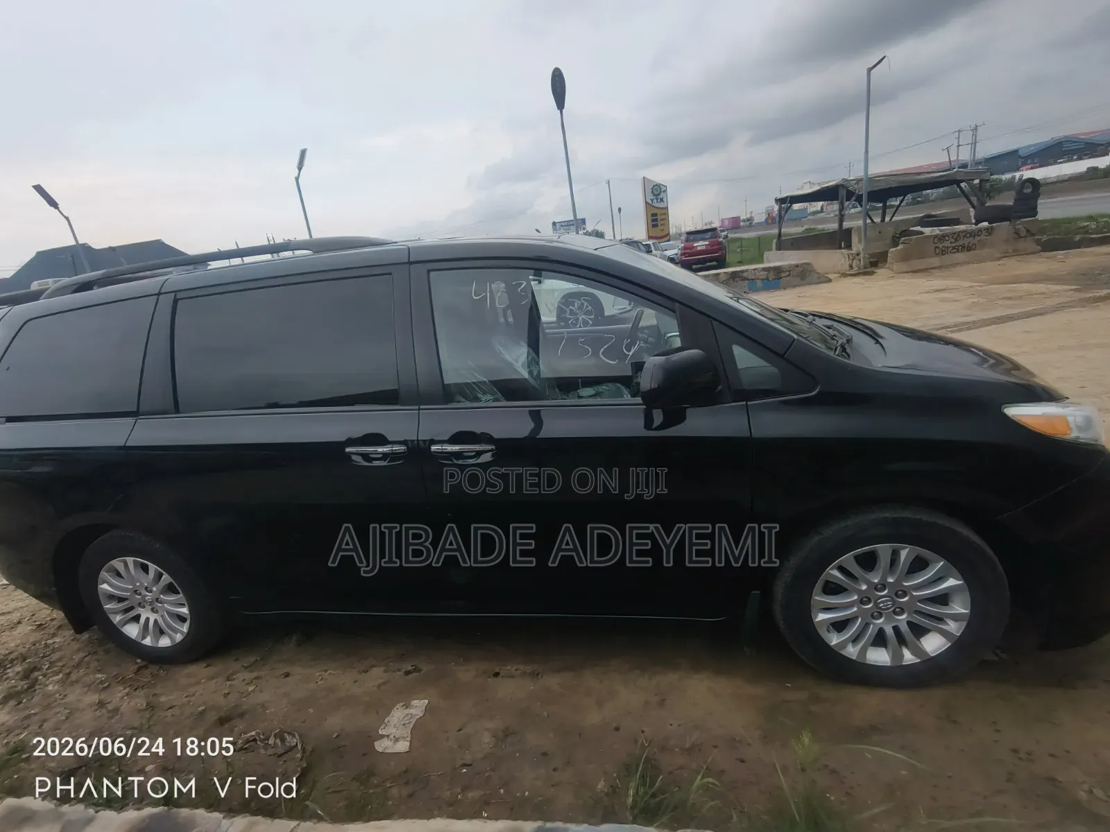 Toyota Sienna XLE AWD (3.5L 6cyl 8A) 2018 Black
