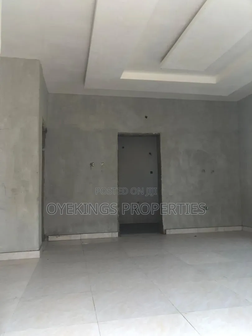 2bdrm Bungalow in Podo, Oluyole for sale