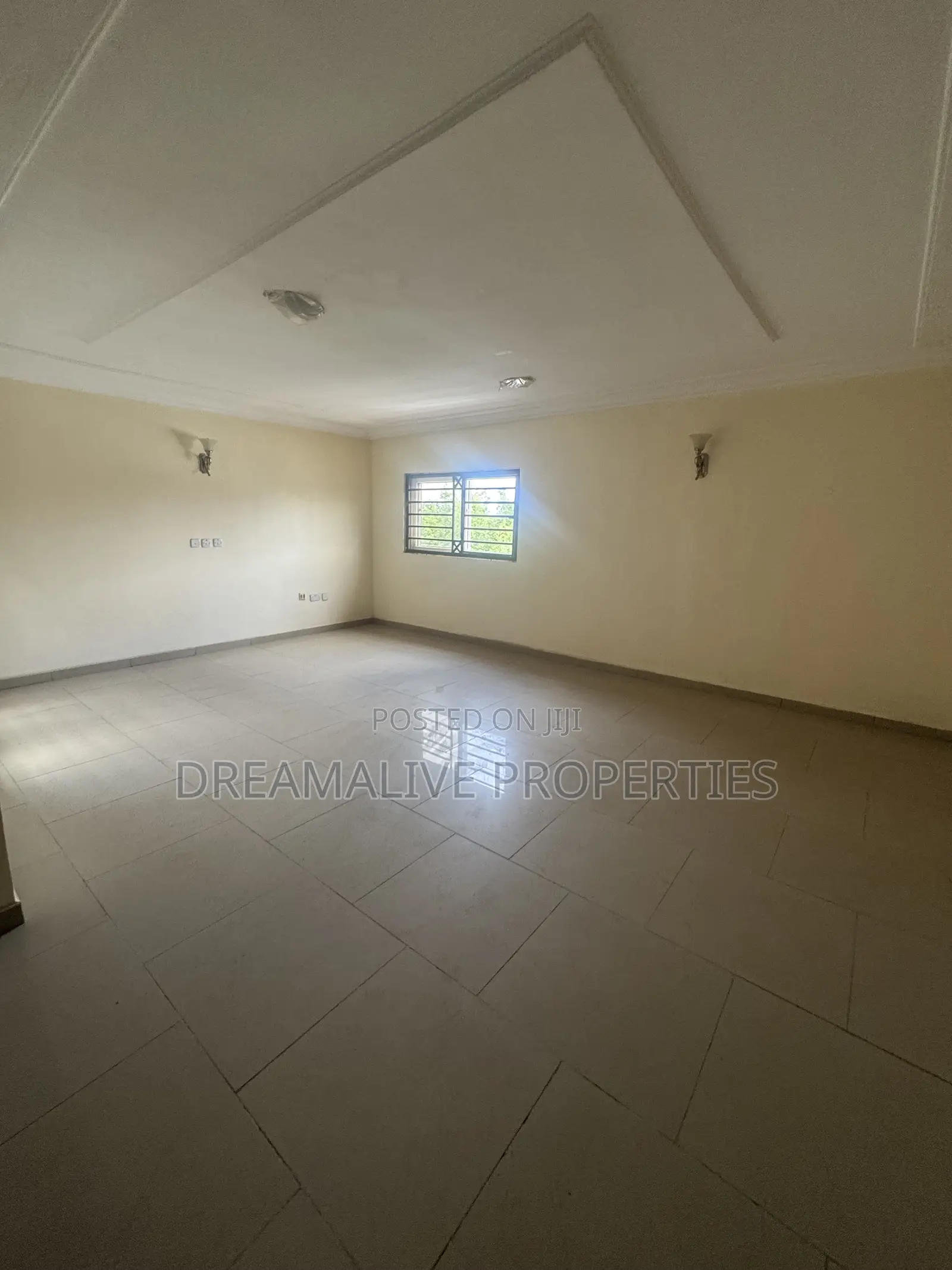 5bdrm Duplex in Life Camp for rent