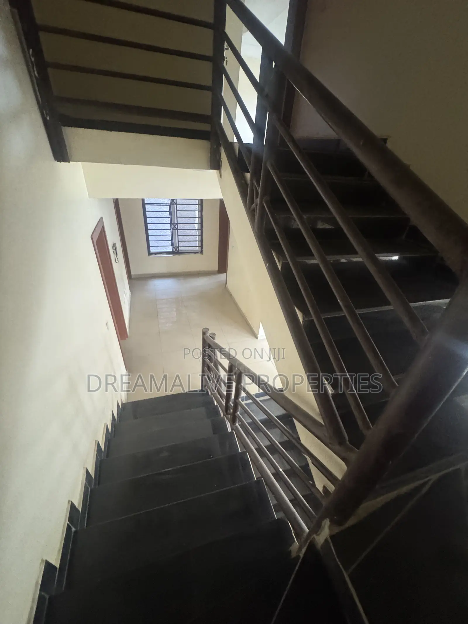 5bdrm Duplex in Life Camp for rent