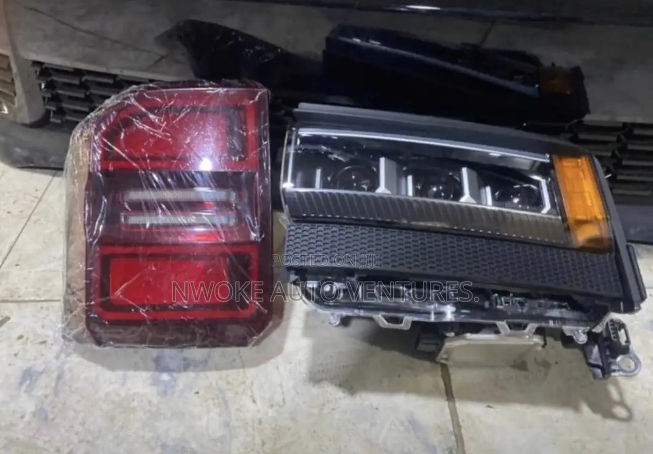 Headlamp and Rear Light for Toyota Landcurise Parado 2026 Model