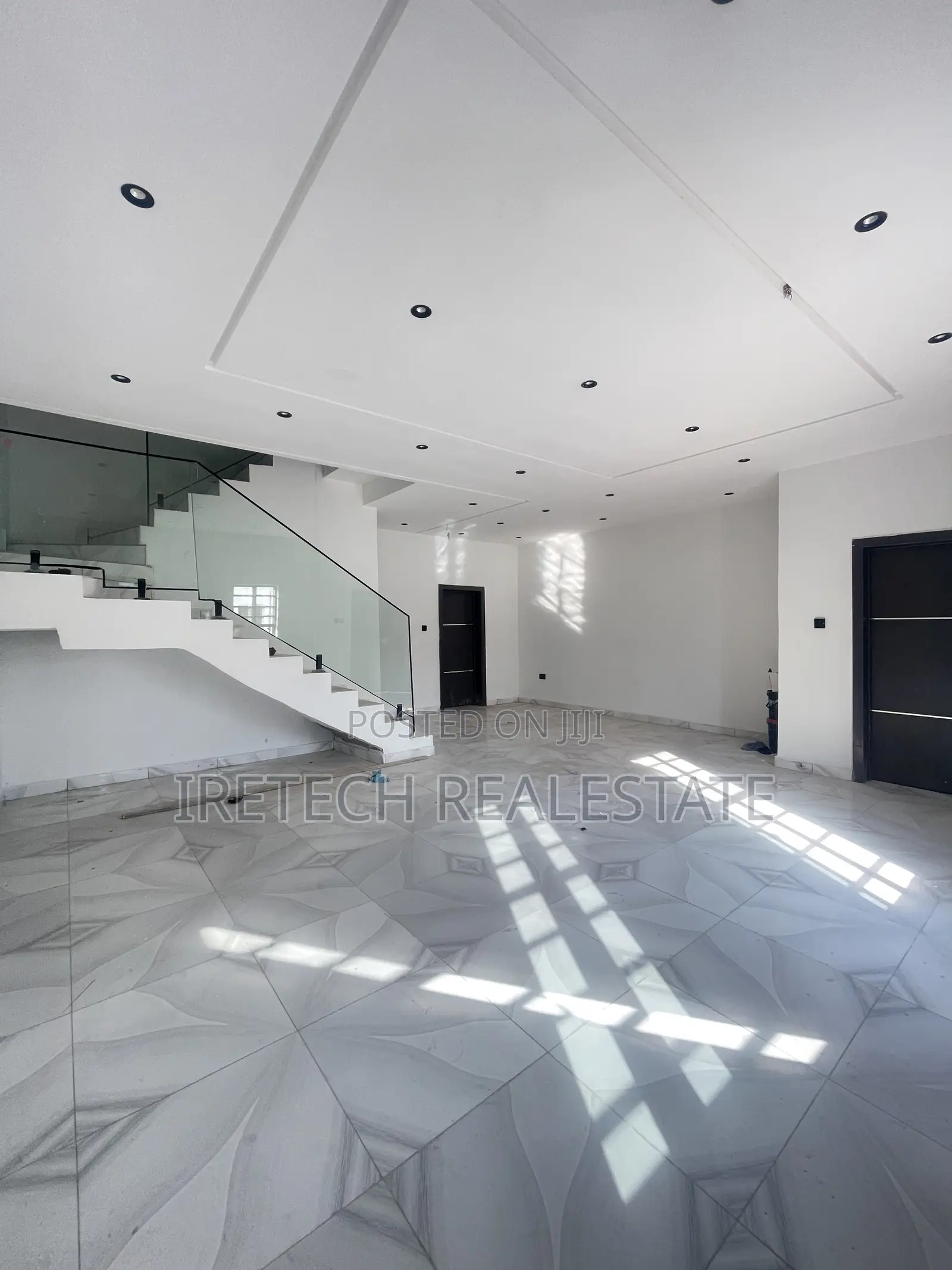 4bdrm Townhouse/Terrace in Ajah By Abraham, Off Lekki-Epe Expressway
