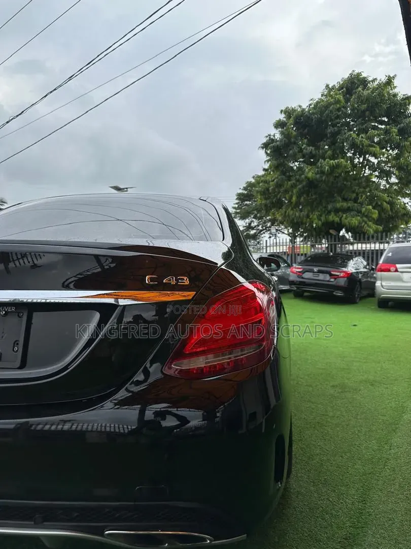 Mercedes-Benz C43 2017 Black
