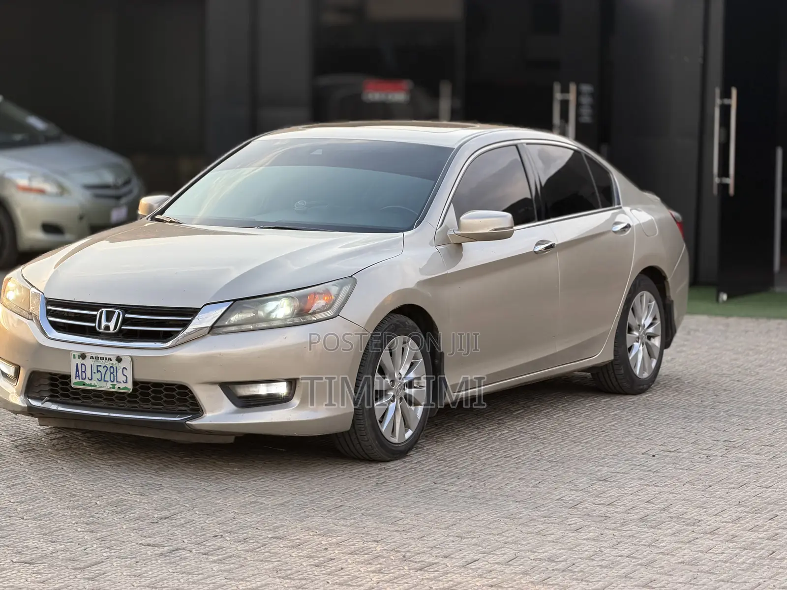 Honda Accord EX-L V-6 4dr Sedan (3.5L 6cyl 6A) 2014 Gold