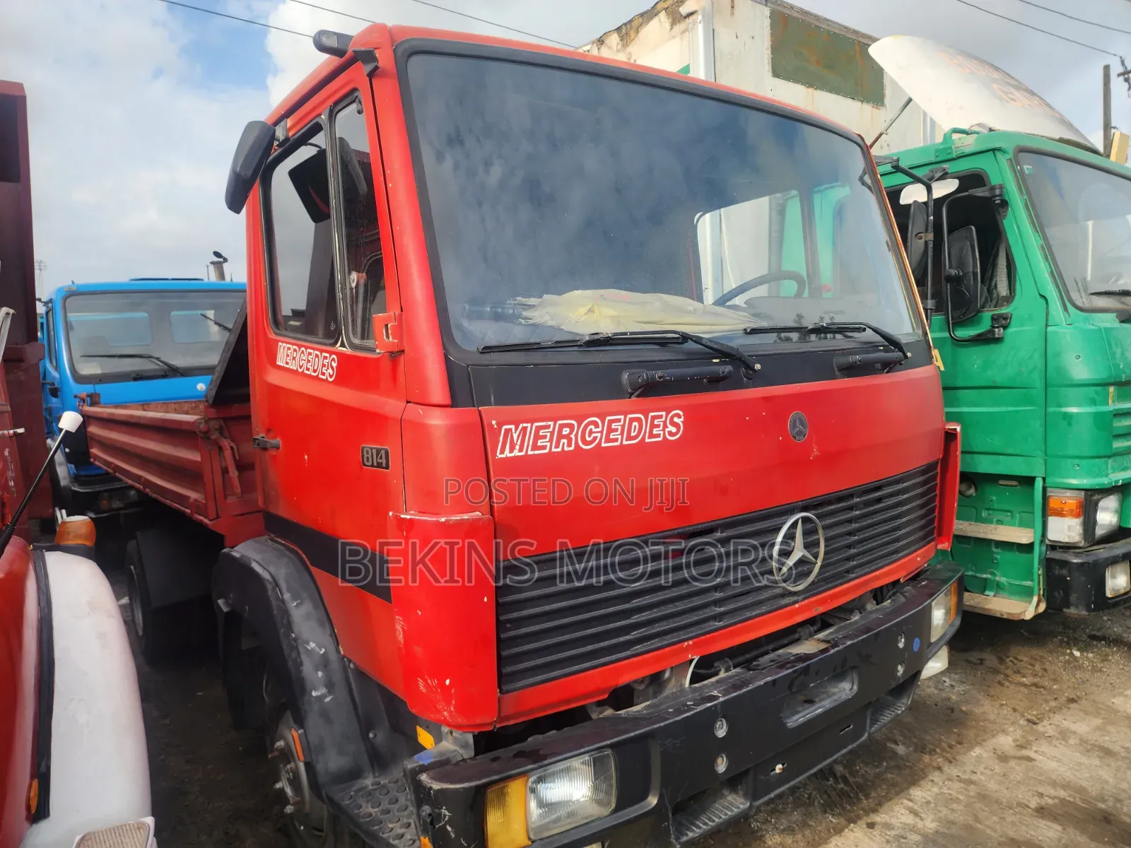 Foreign Used, 814 Tipper