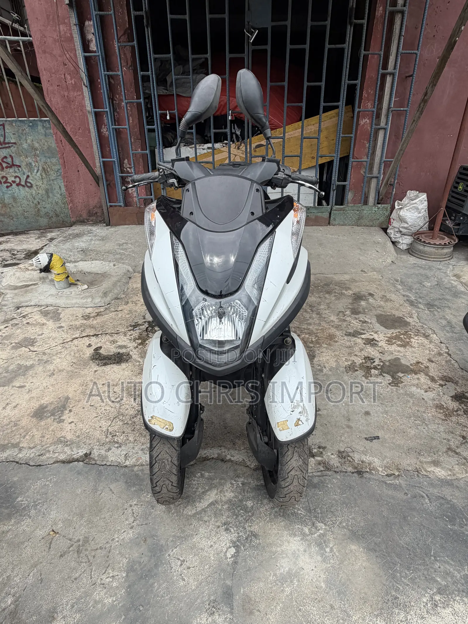 Yamaha 2022 White
