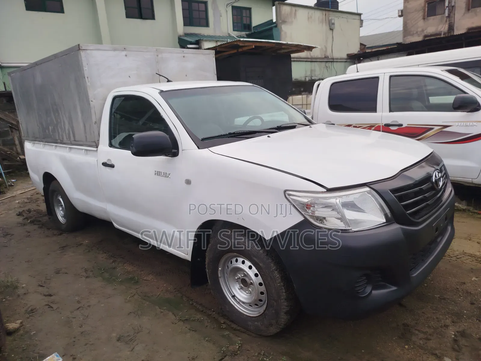 Toyota Hilux 2010 White