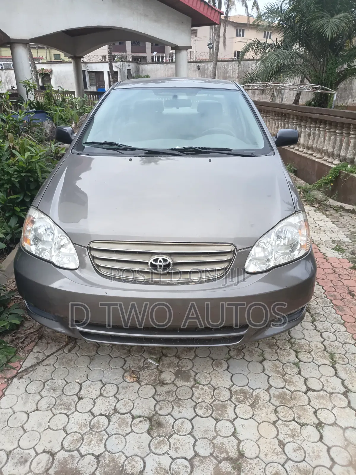 Toyota Corolla LE 2004 Gray