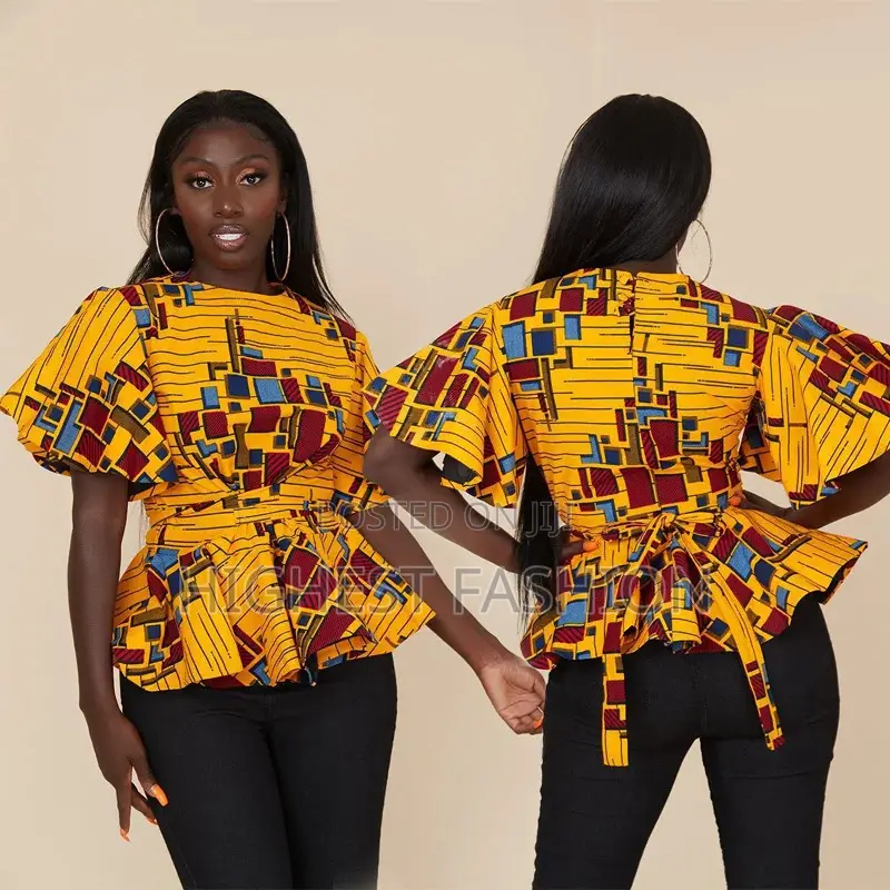 Bob Sleeve Retro Print Top