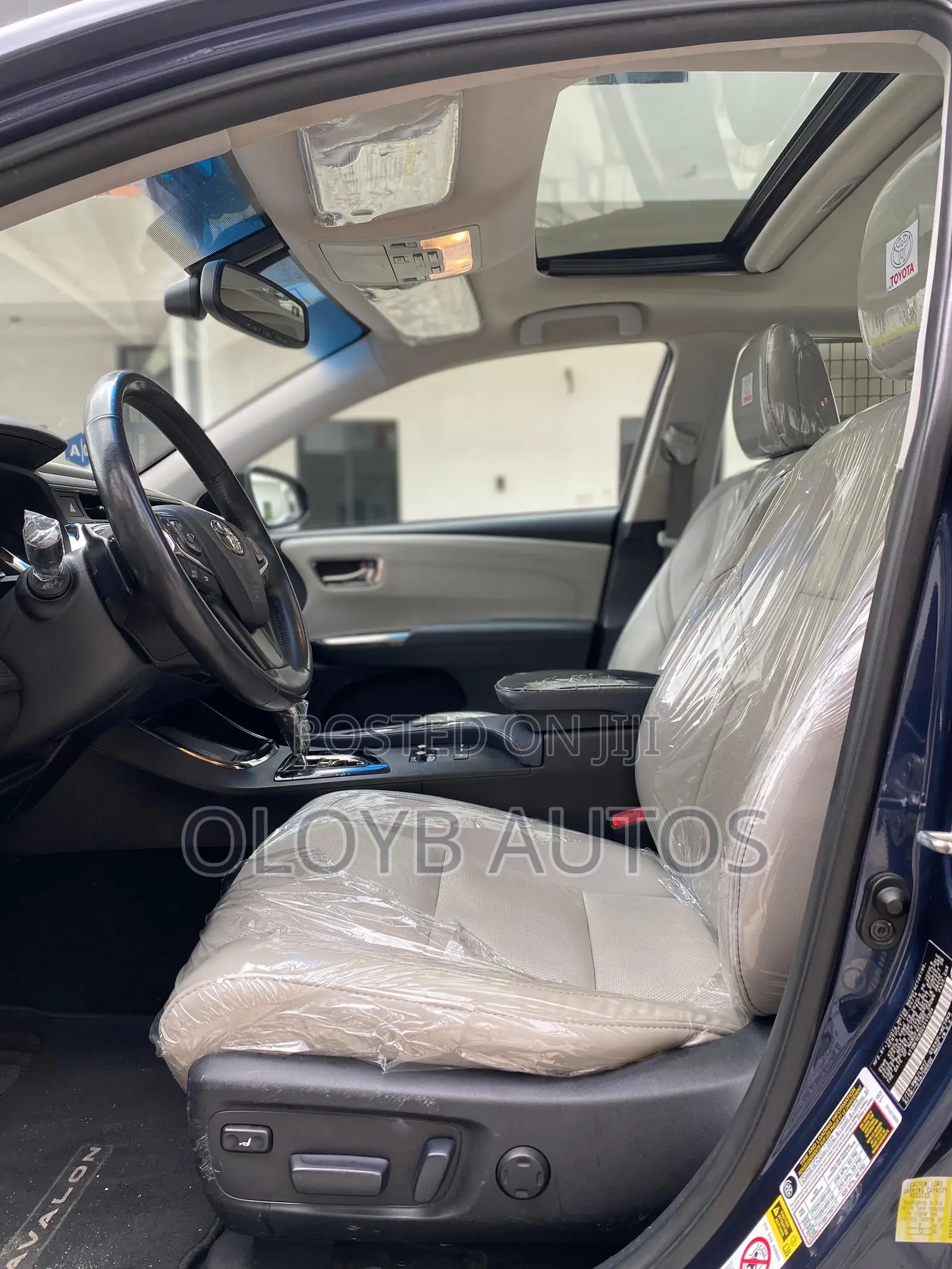 Toyota Avalon Limited 4dr Sedan (3.5L 6cyl 6A) 2014 Blue