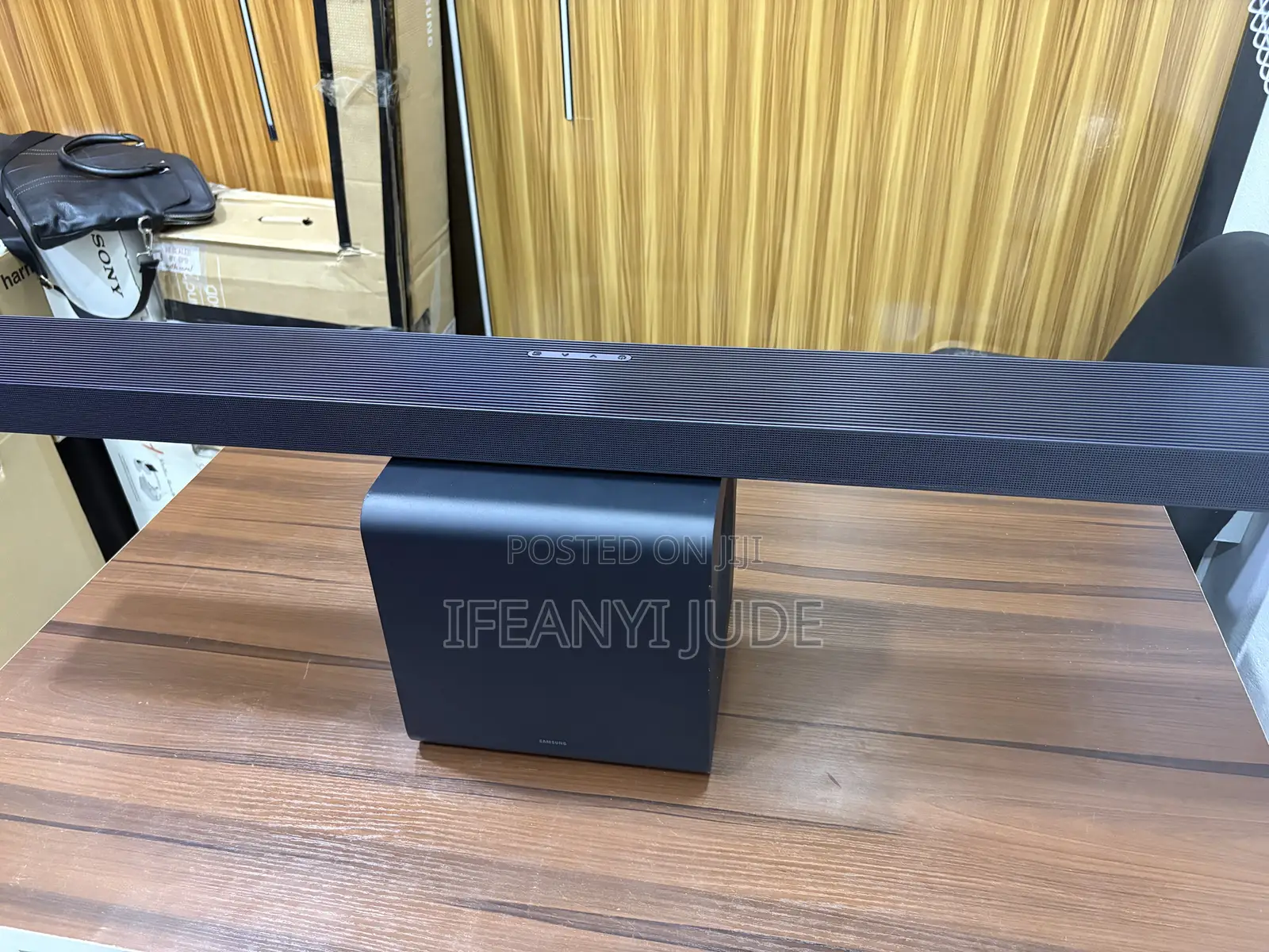 Samsung Hw-Qs700f
