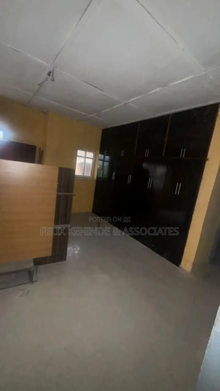 4bdrm Block of Flats in Bodija for rent