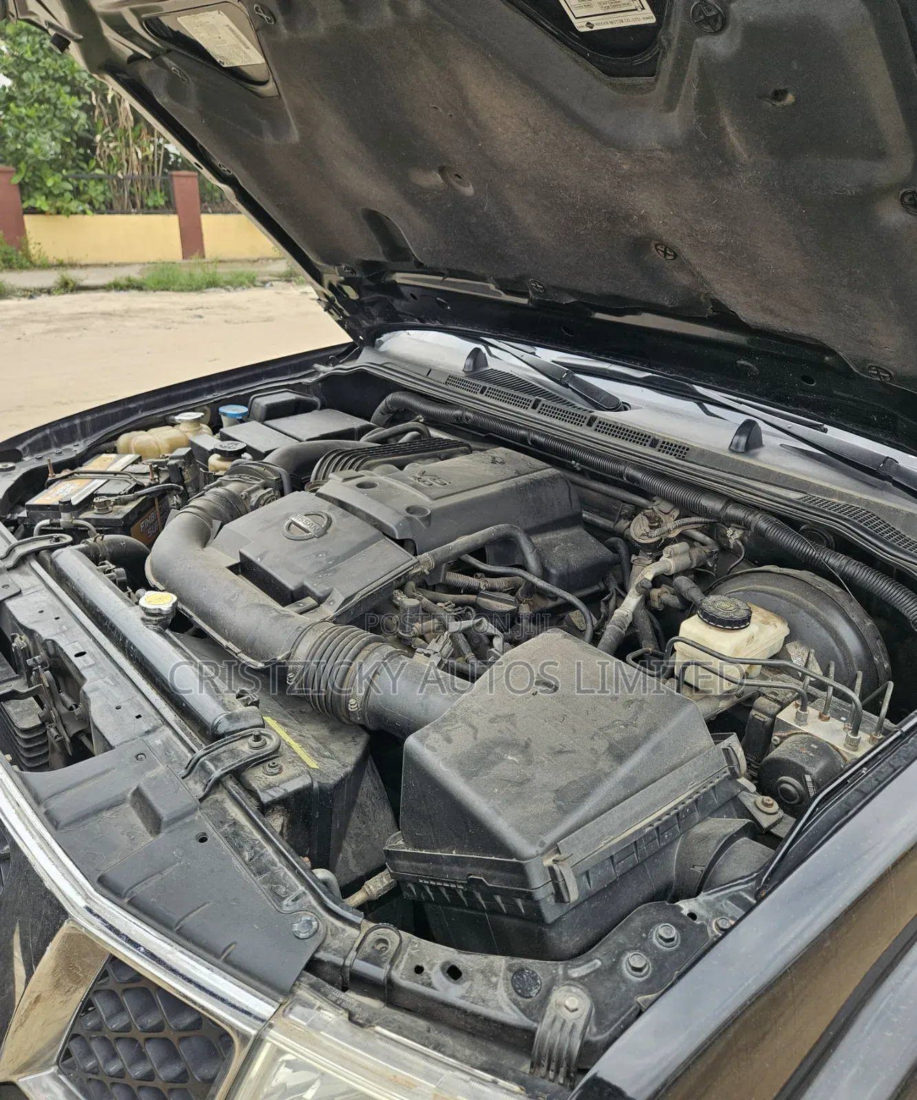 Nissan Pathfinder 2005 Black