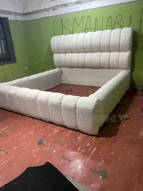 4 by 6 Morden Bubble Quality Bedframe