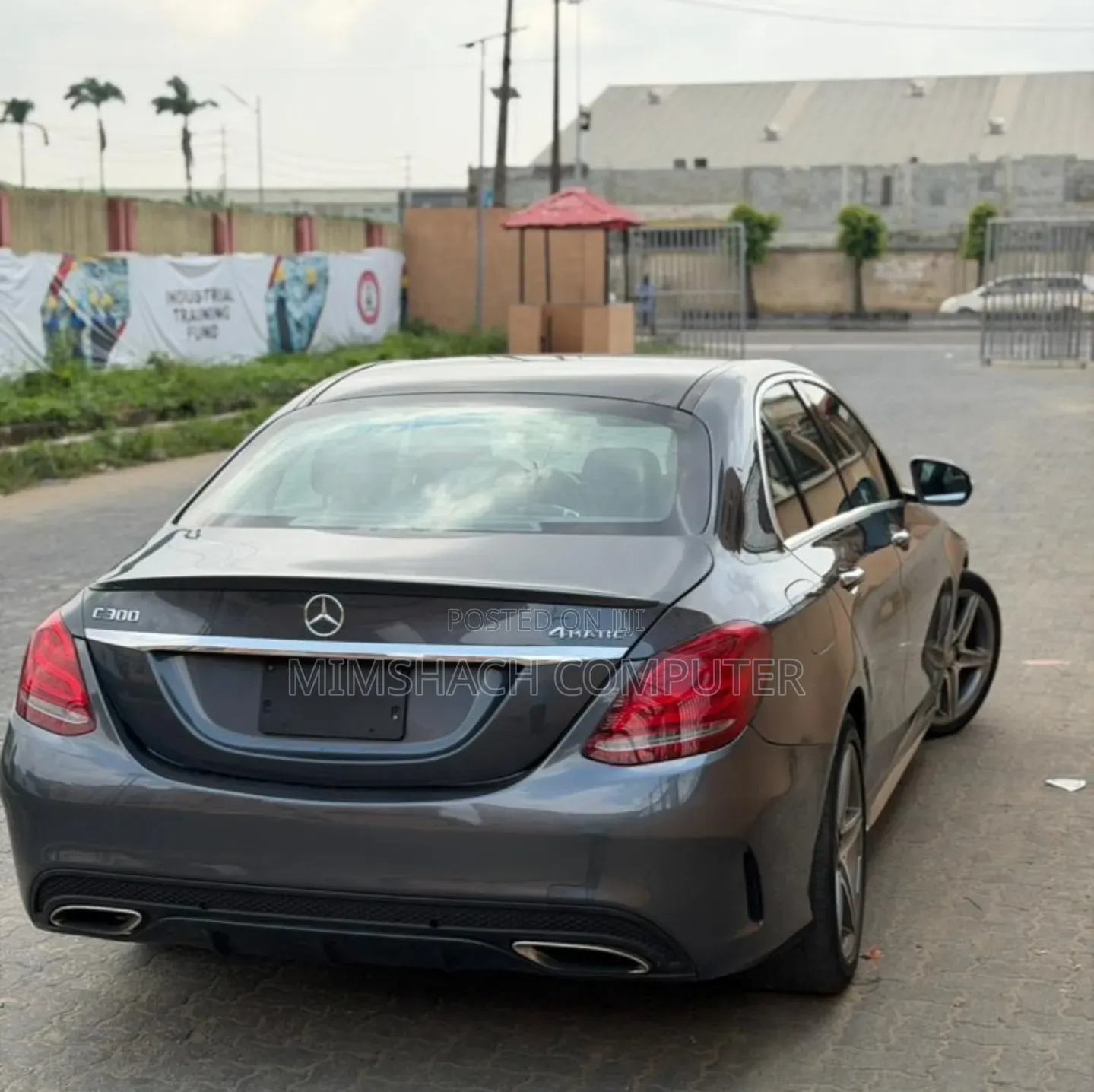 Mercedes-Benz C300 2015 Gray