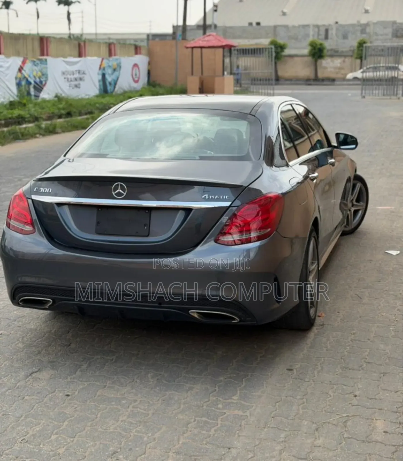 Mercedes-Benz C300 2015 Gray