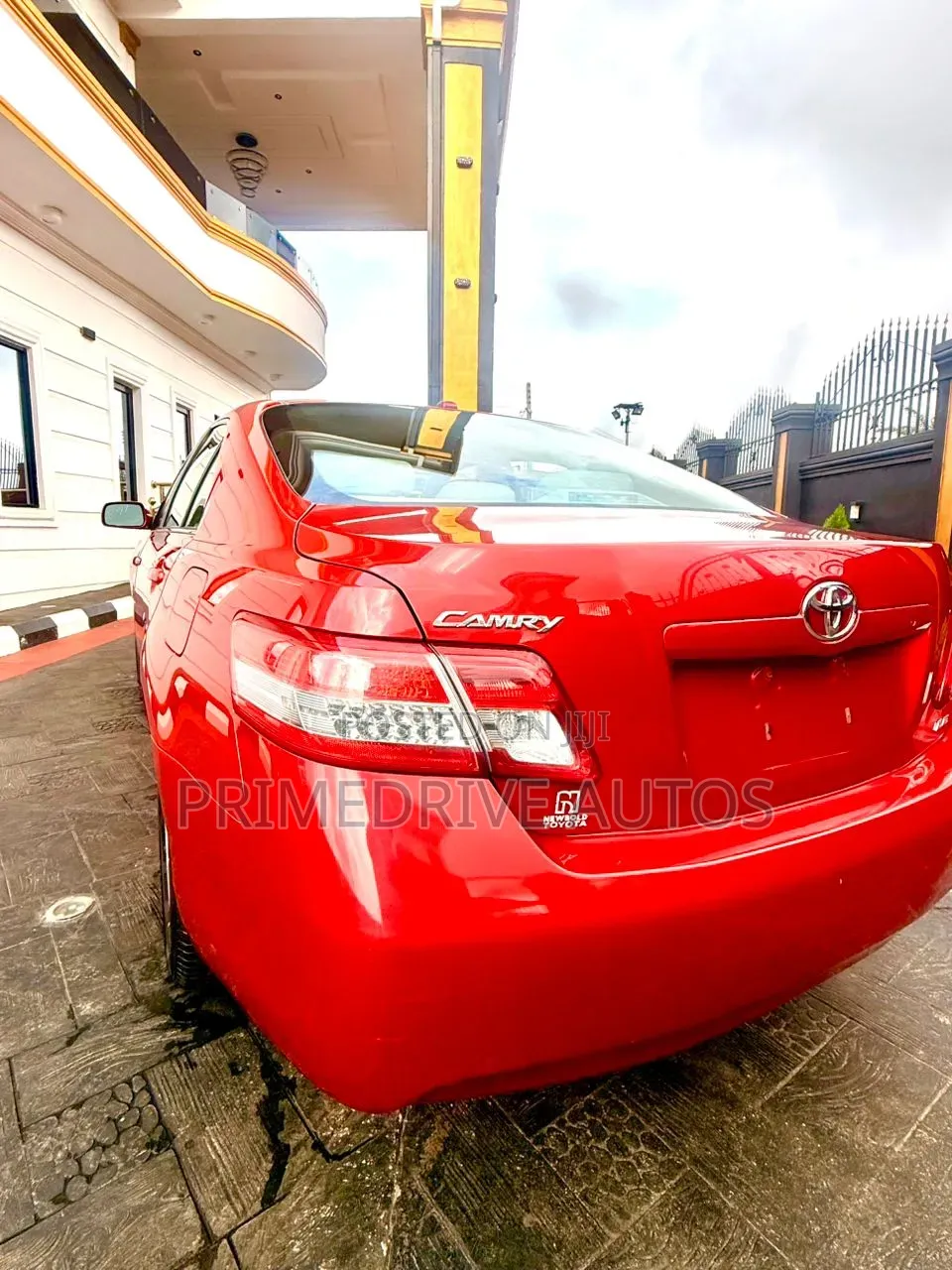 Toyota Camry 2011 Red
