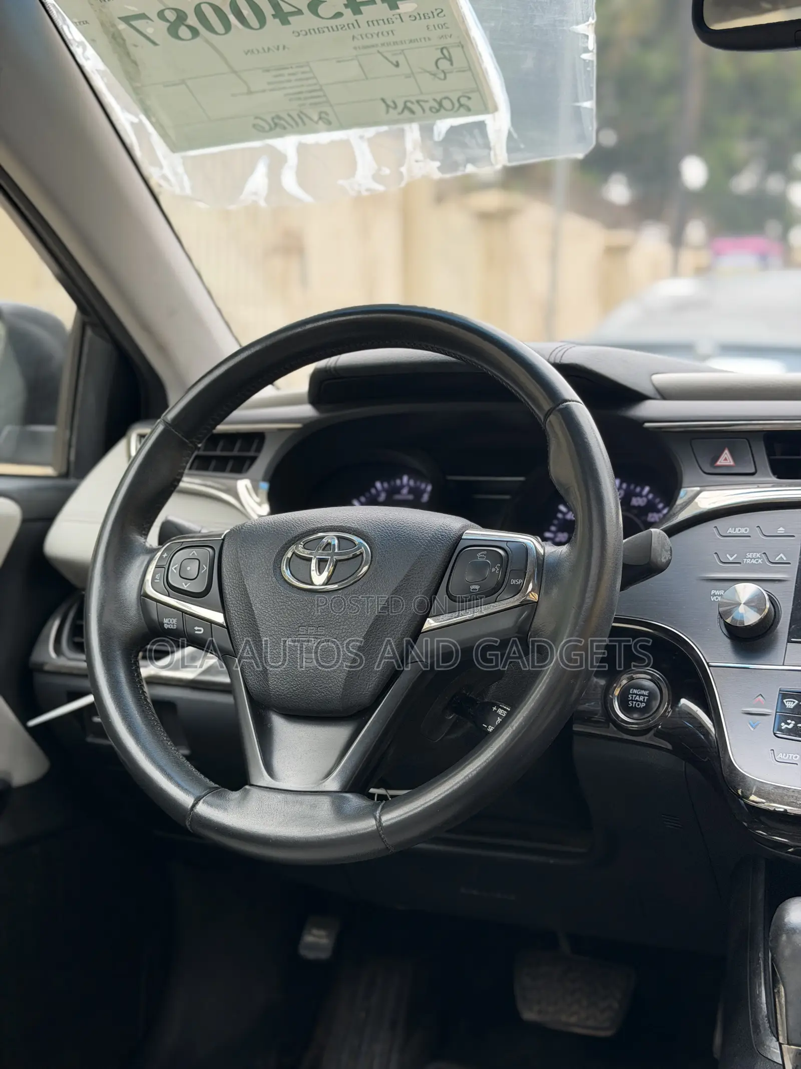 Toyota Avalon XLE Touring Sedan FWD (3.5L 6cyl 6A) 2013 Blue