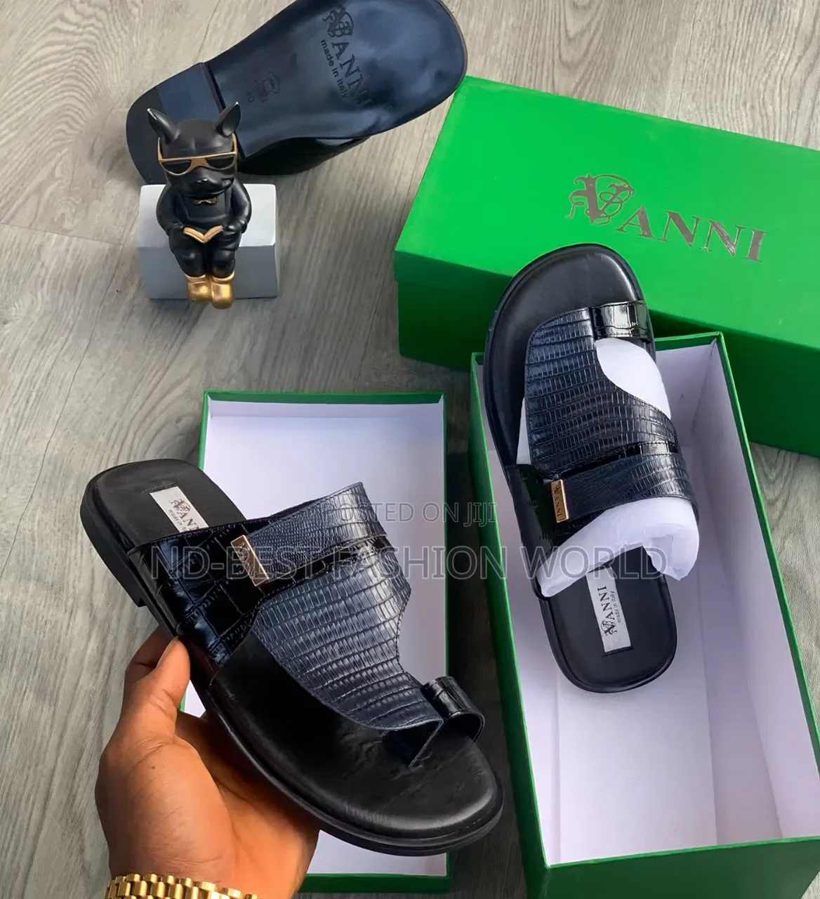 Vanni Leather Slippers