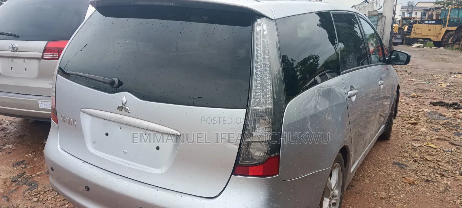 Mitsubishi Grandis 2008 Silver