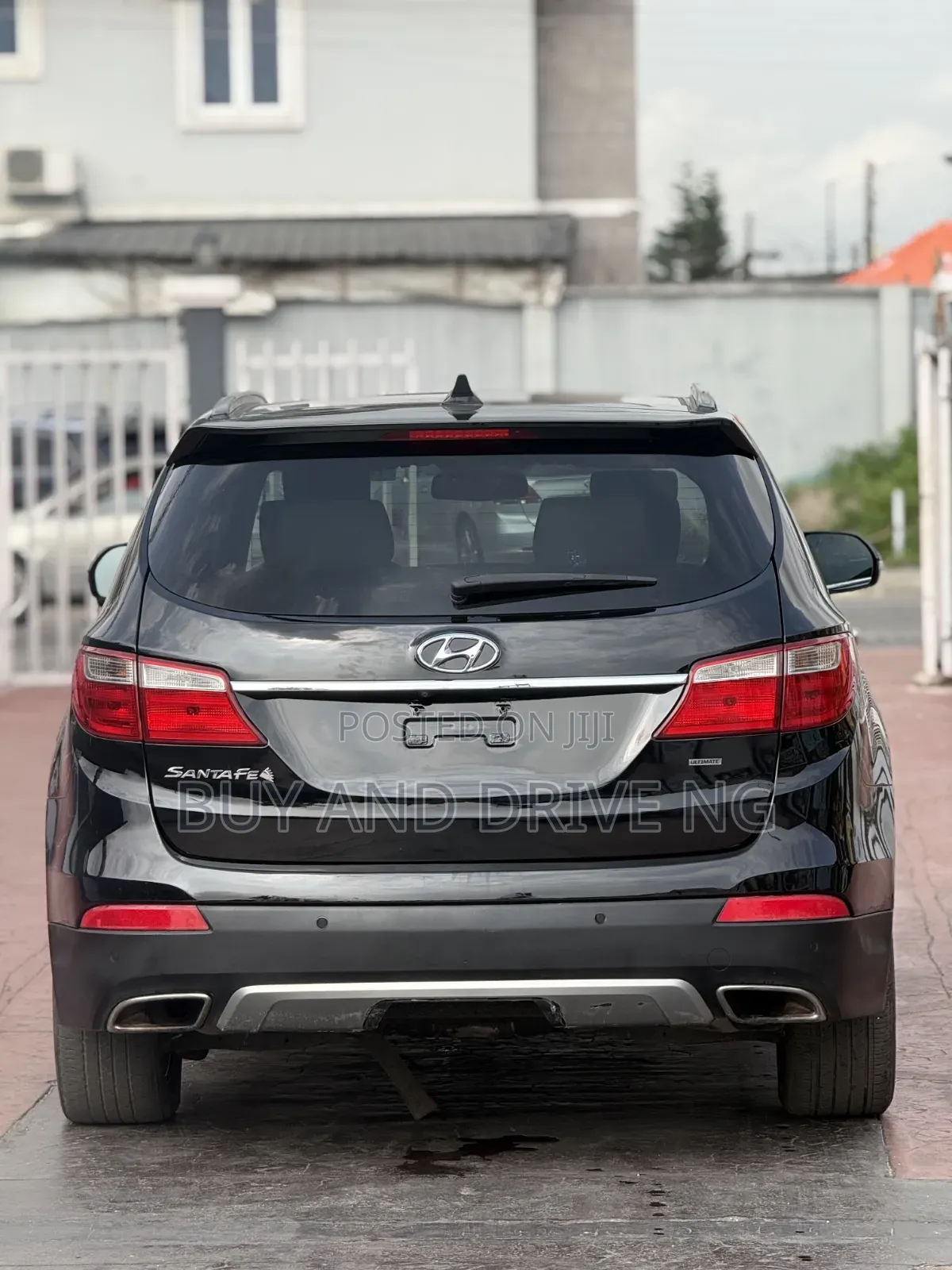 Hyundai Santa Fe GLS 4dr SUV AWD (3.3L 6cyl 6A) 2015 Black