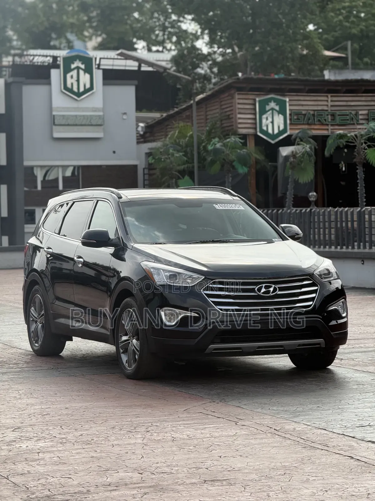 Hyundai Santa Fe GLS 4dr SUV AWD (3.3L 6cyl 6A) 2015 Black