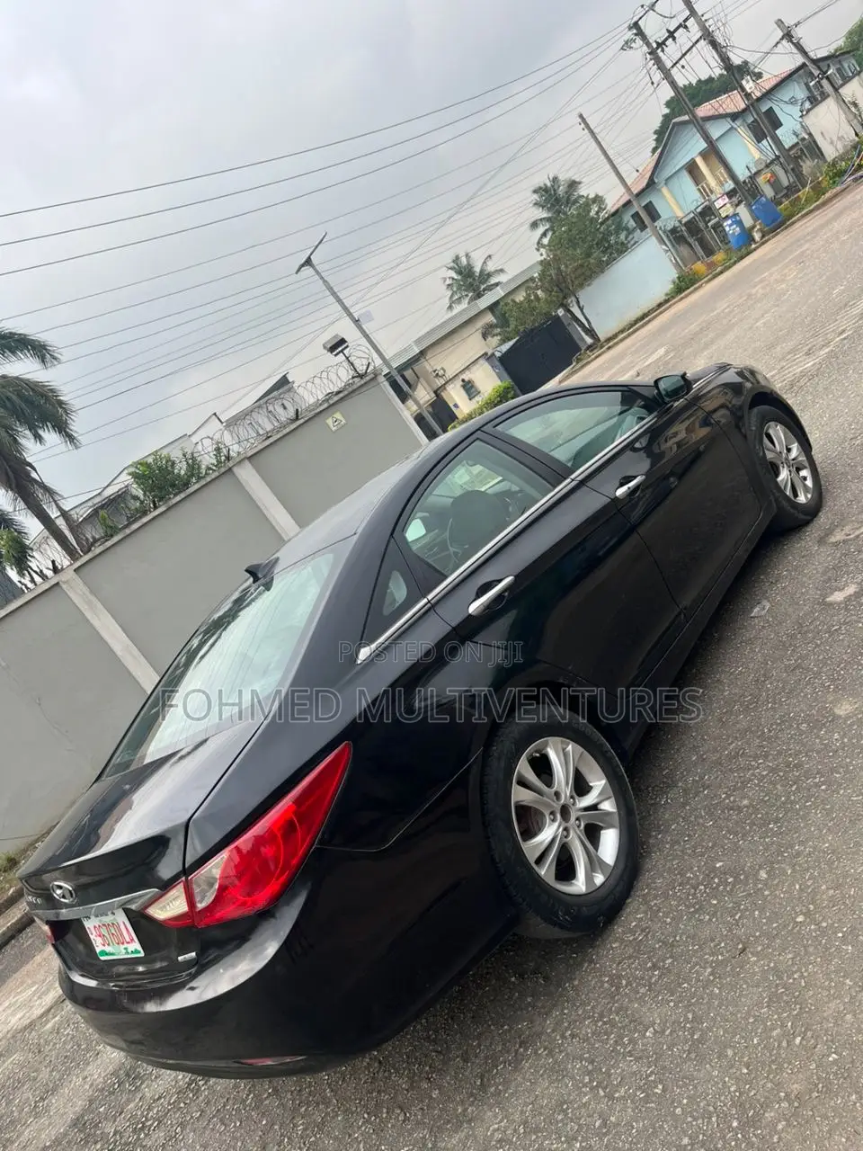Hyundai Sonata Limited 2.0T Sedan (2.0L 4cyl 6A) 2011 Purple