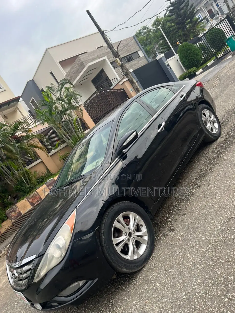 Hyundai Sonata Limited 2.0T Sedan (2.0L 4cyl 6A) 2011 Purple