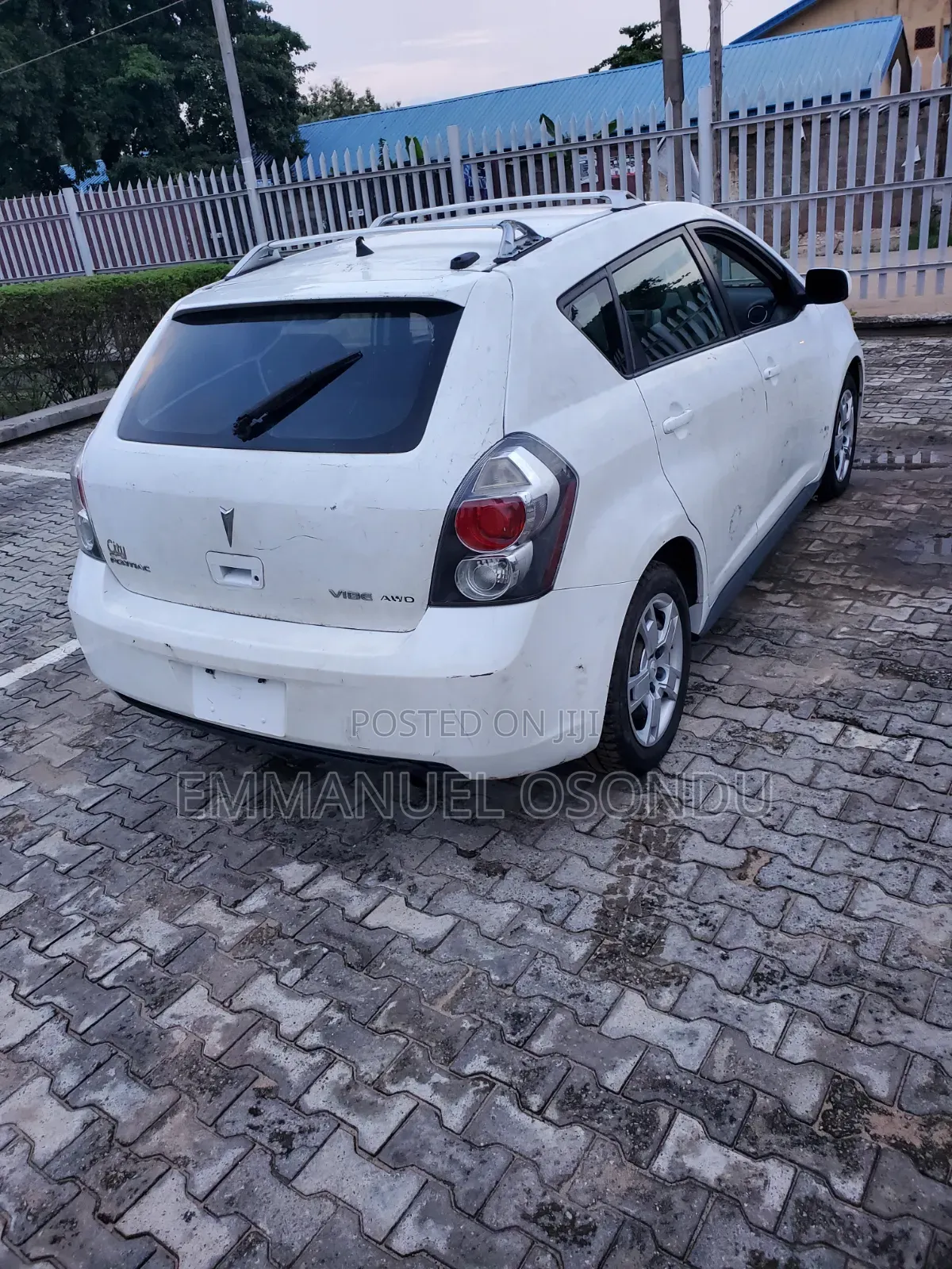 Pontiac Vibe 2008 White