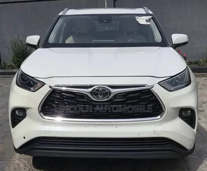Toyota Highlander Limited 2021 Off white