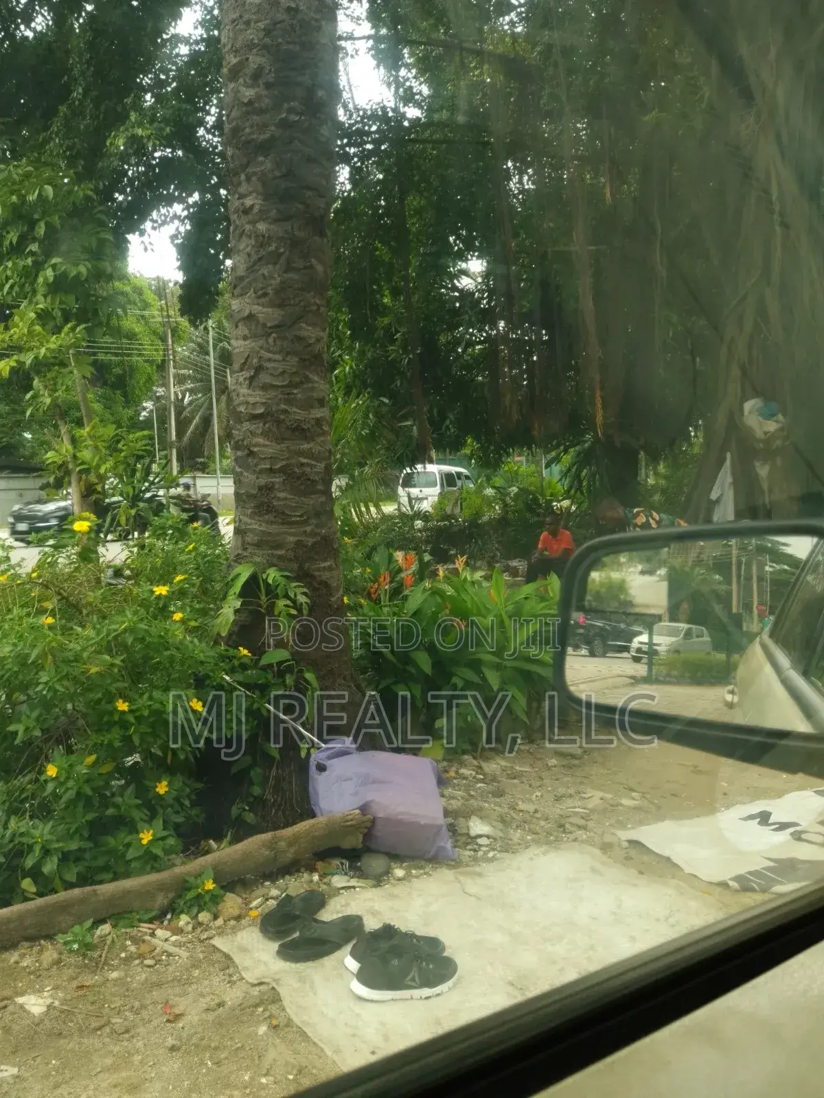 1,000 SQM Off Macpherson Avenue for Lease