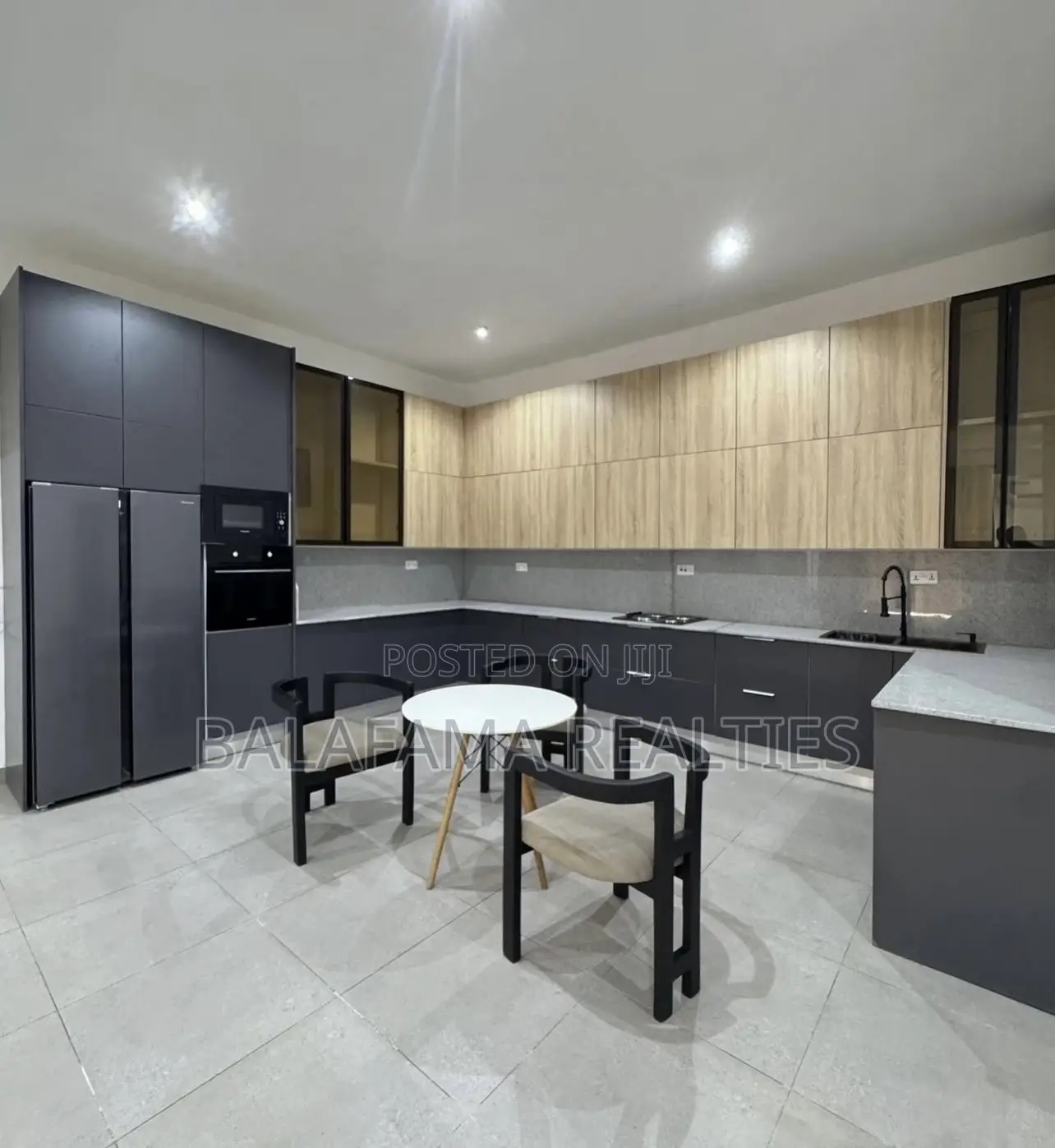3bdrm Apartment in Ikate for sale