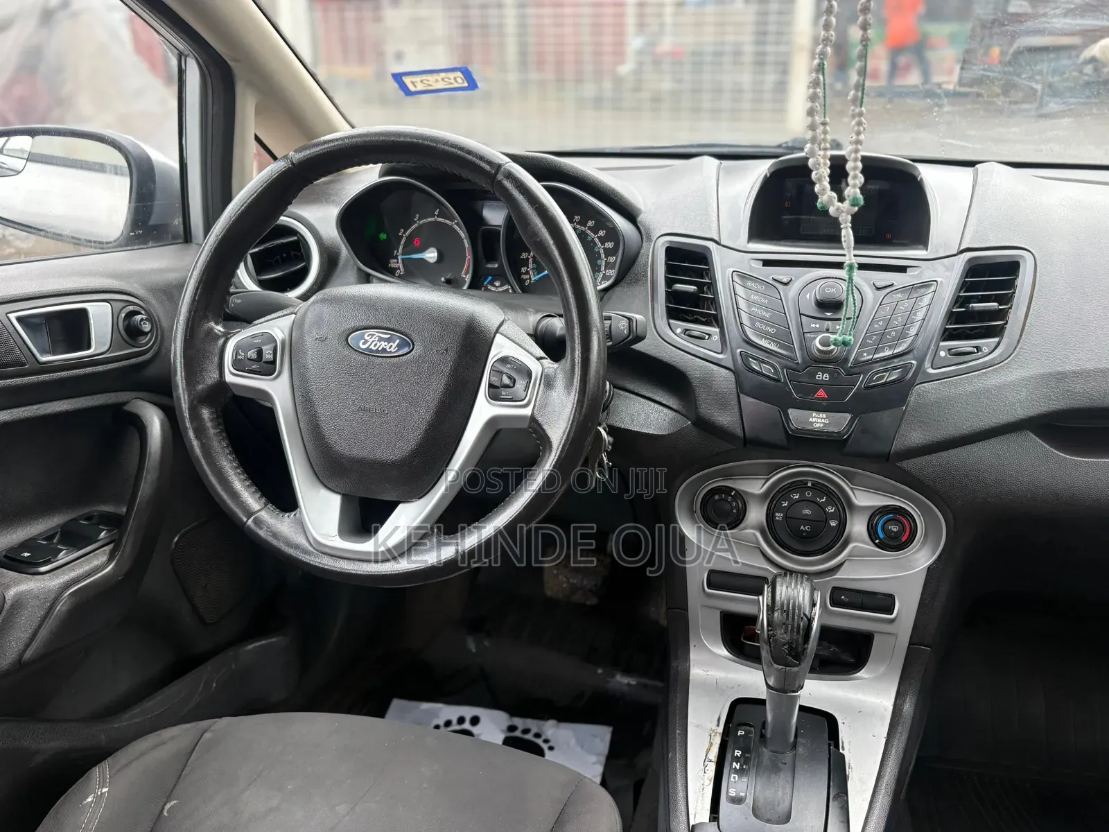 Ford Fiesta 2014 Silver