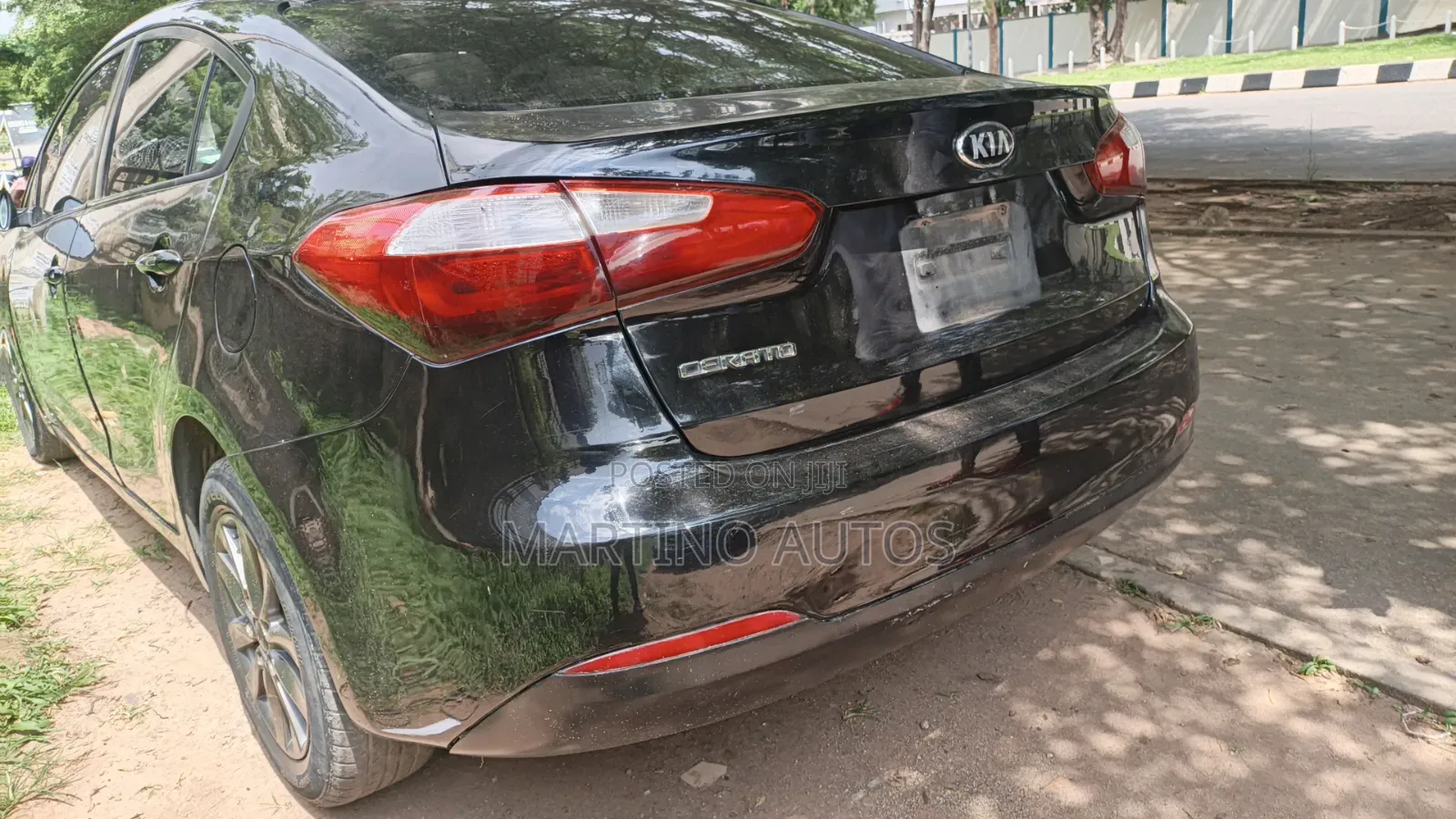 Kia Cerato 2015 Black