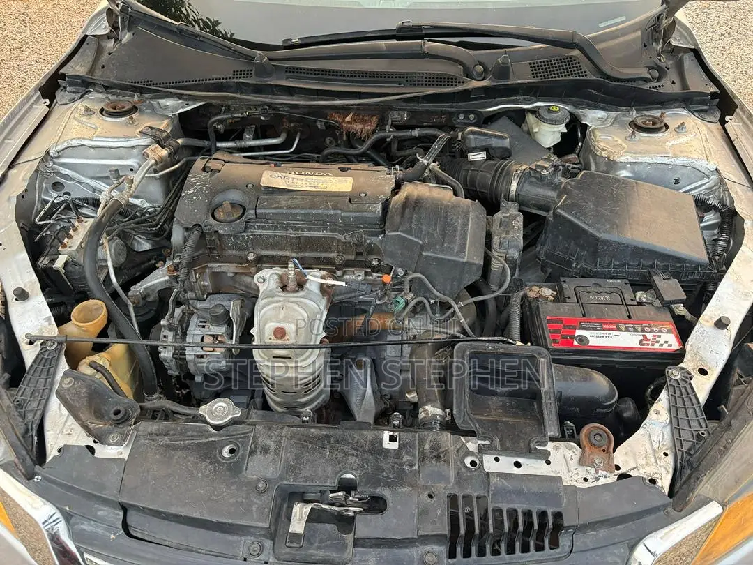 Honda Accord EX-L 4dr Sedan FWD (2.4L 4cyl 2A) 2013 Silver