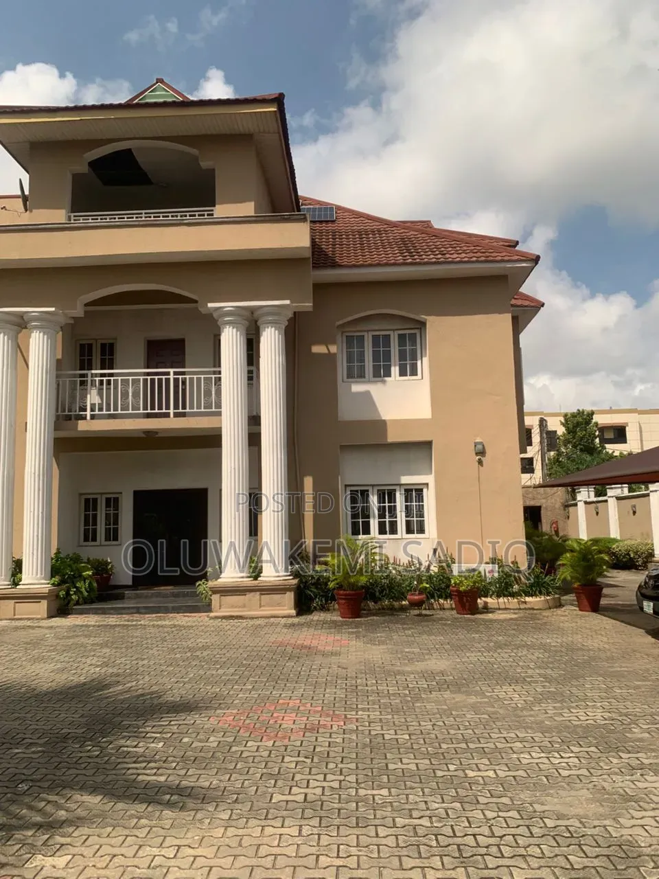 Furnished 5bdrm House in Parkview Estate for rent