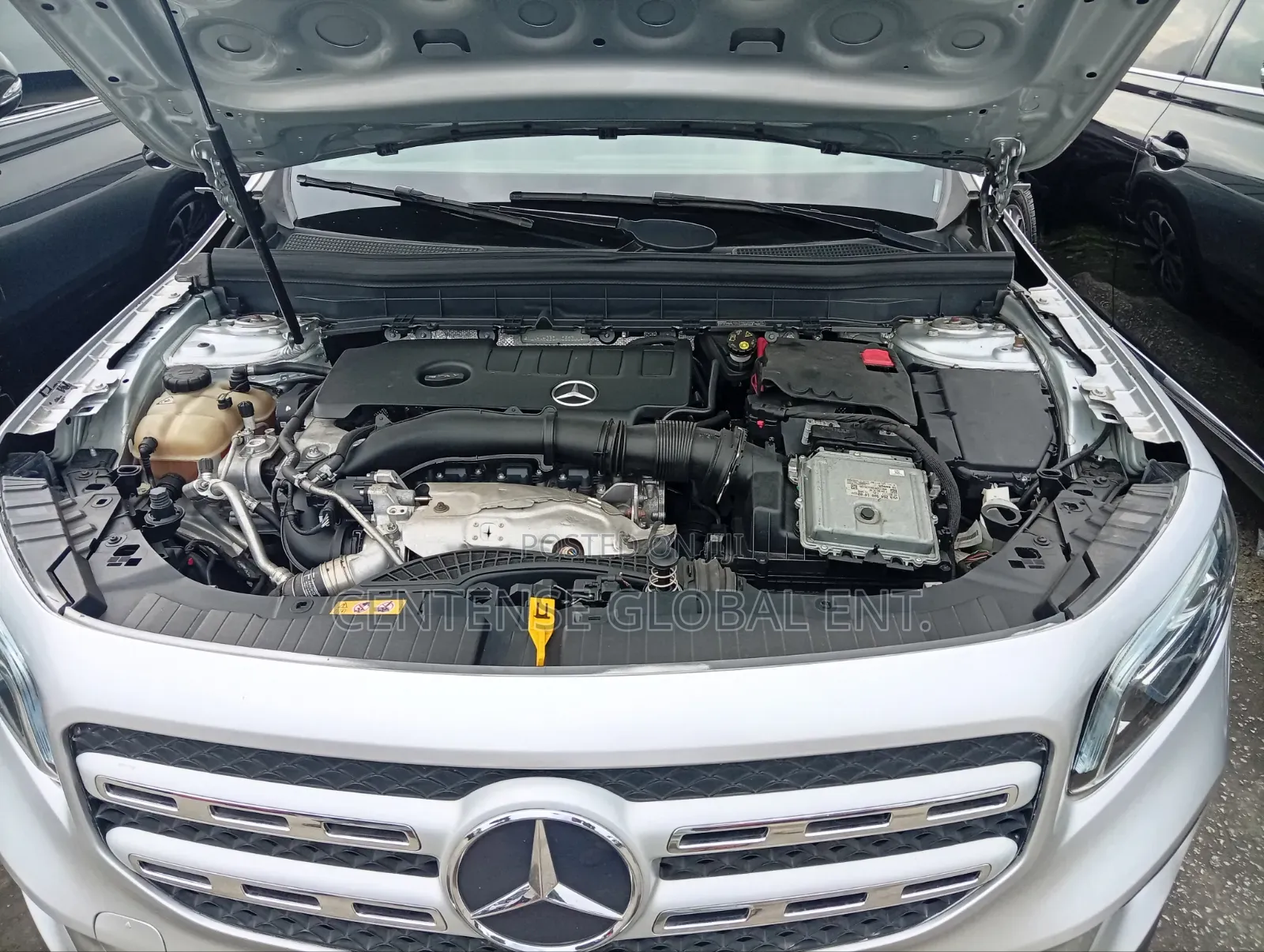 Mercedes-Benz GLB-Class 2020 Silver