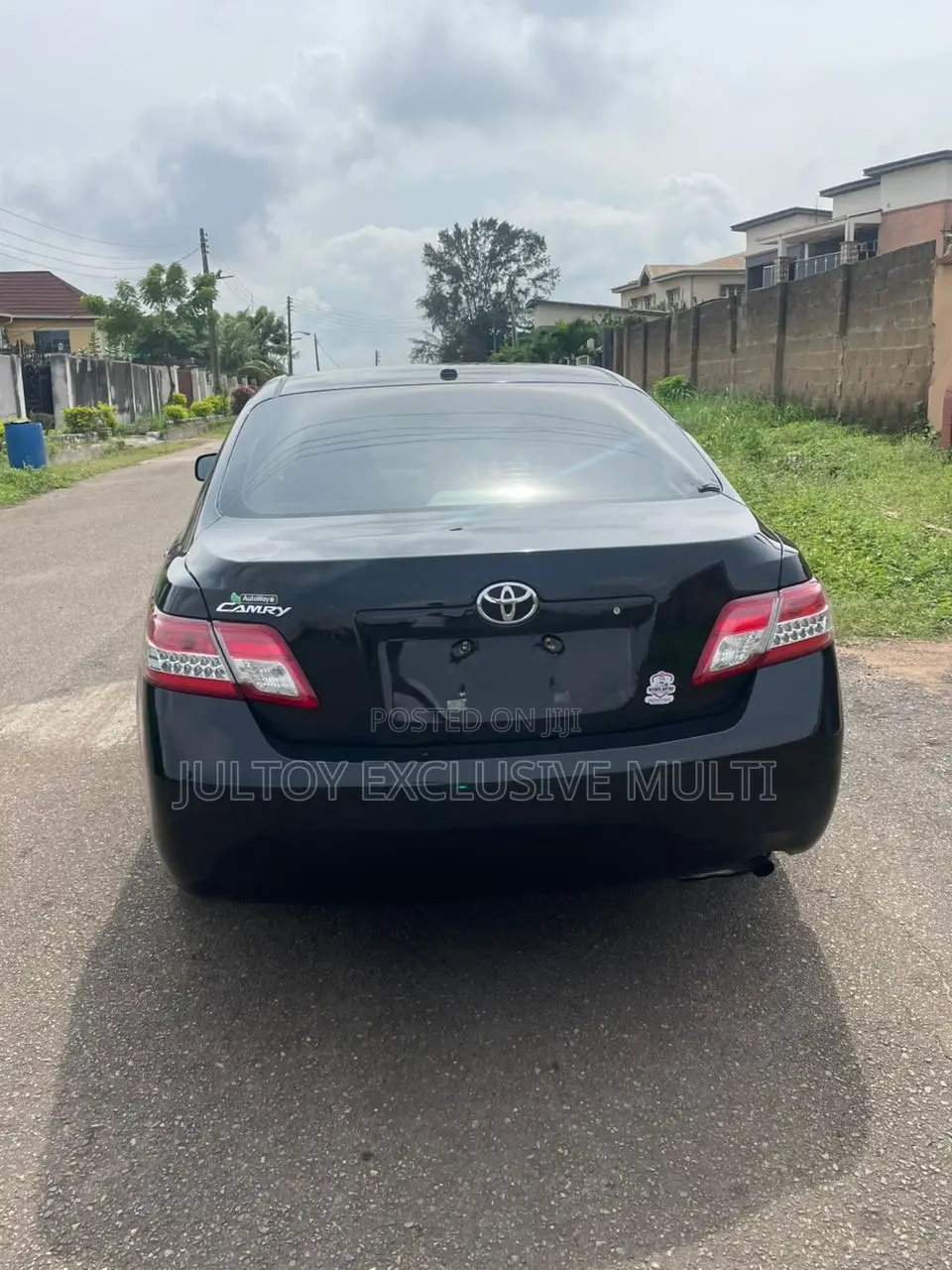 Toyota Camry LE 4dr Sedan (2.5L 4cyl 6A) 2011 Black