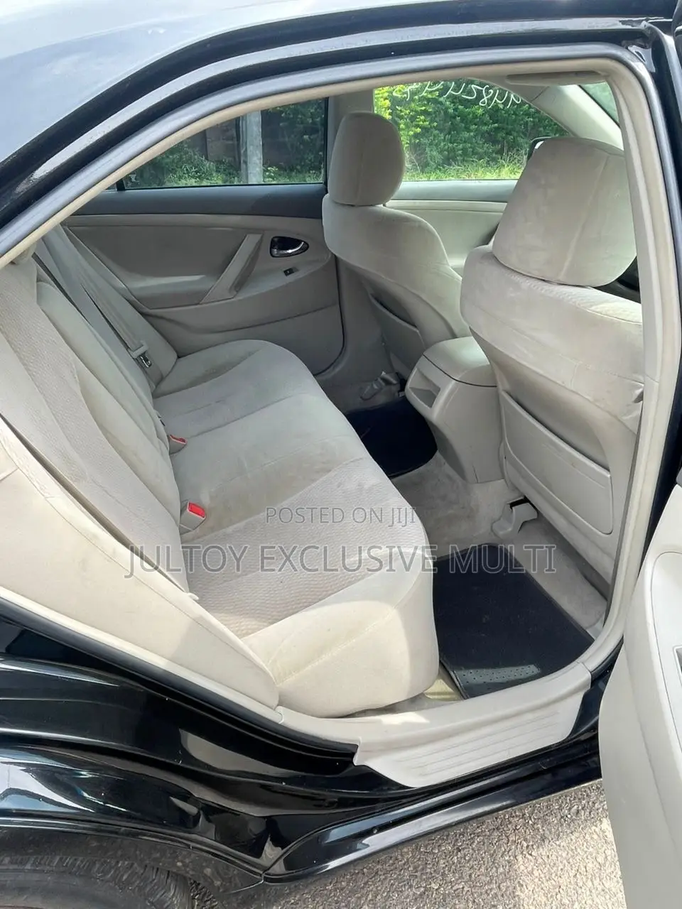Toyota Camry LE 4dr Sedan (2.5L 4cyl 6A) 2011 Black