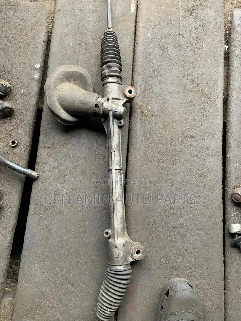 Steering Rack Matrix 2008 4wheel Drive