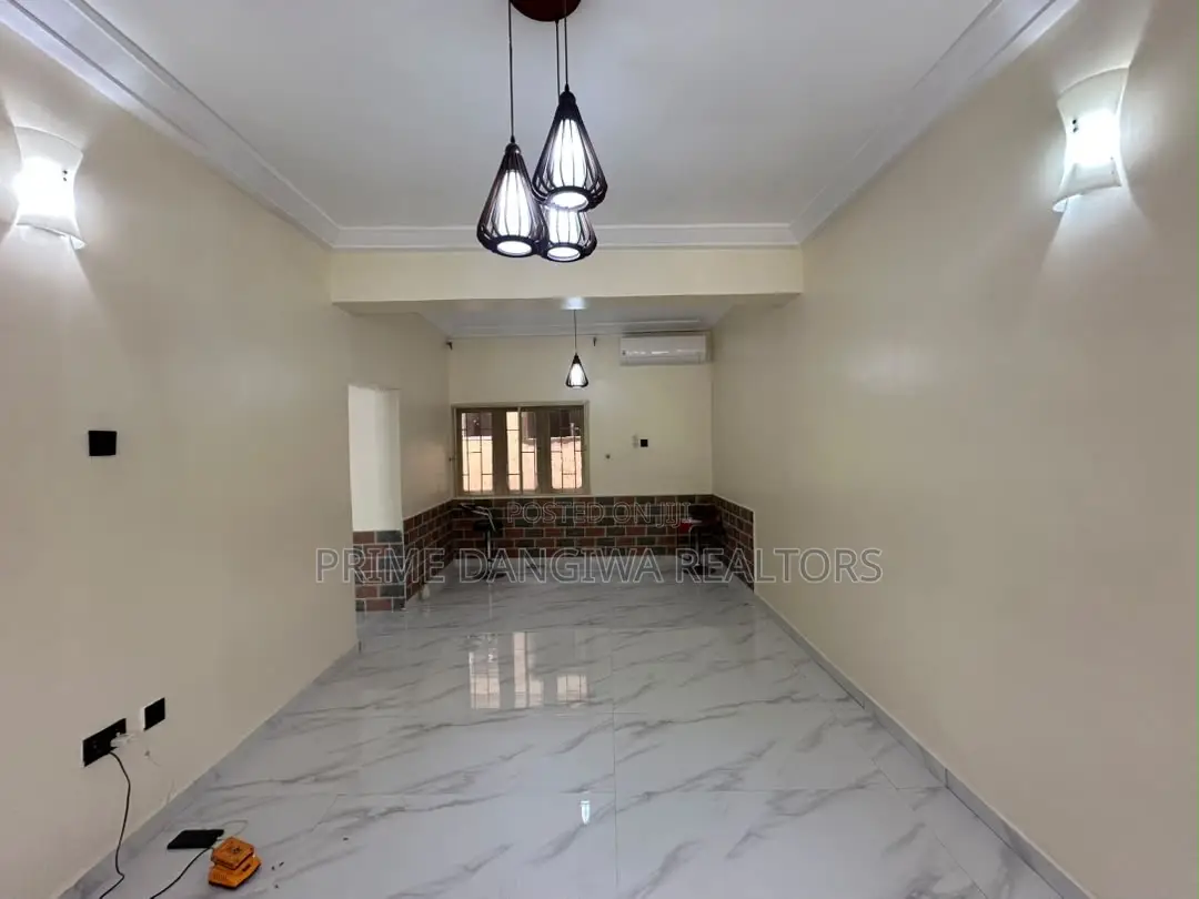 2bdrm Block of Flats in Maitama for rent