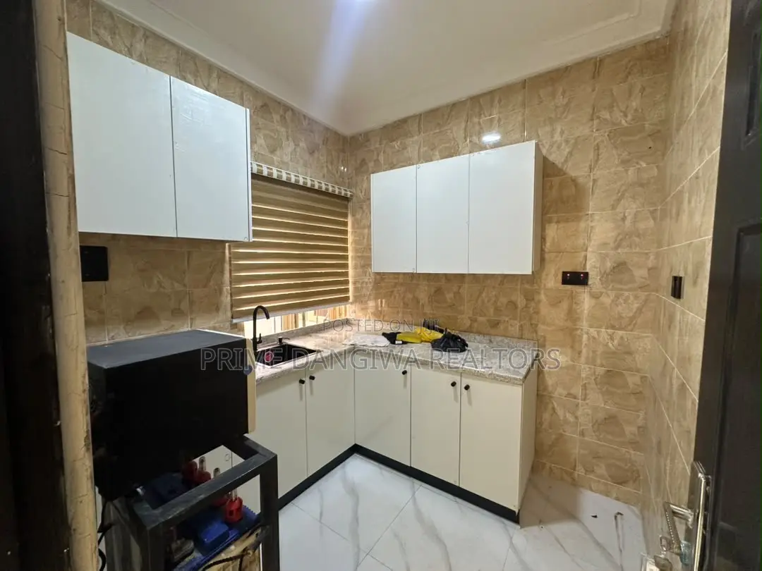 2bdrm Block of Flats in Maitama for rent