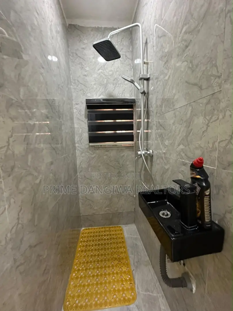 2bdrm Block of Flats in Maitama for rent