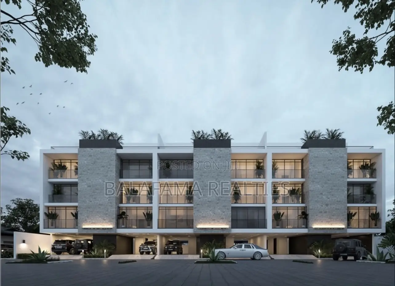 4bdrm Townhouse/Terrace in Ikate for sale