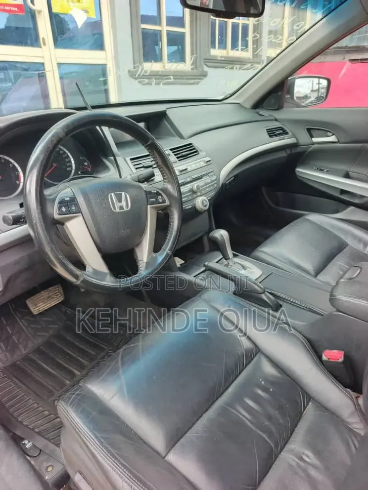 Honda Accord 2010 White