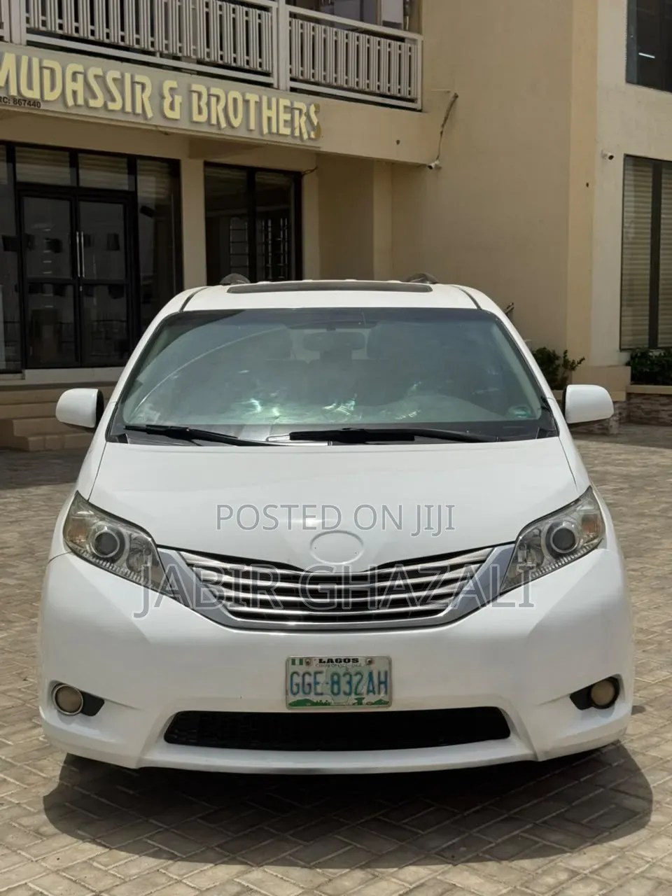 Toyota Sienna 2013 White