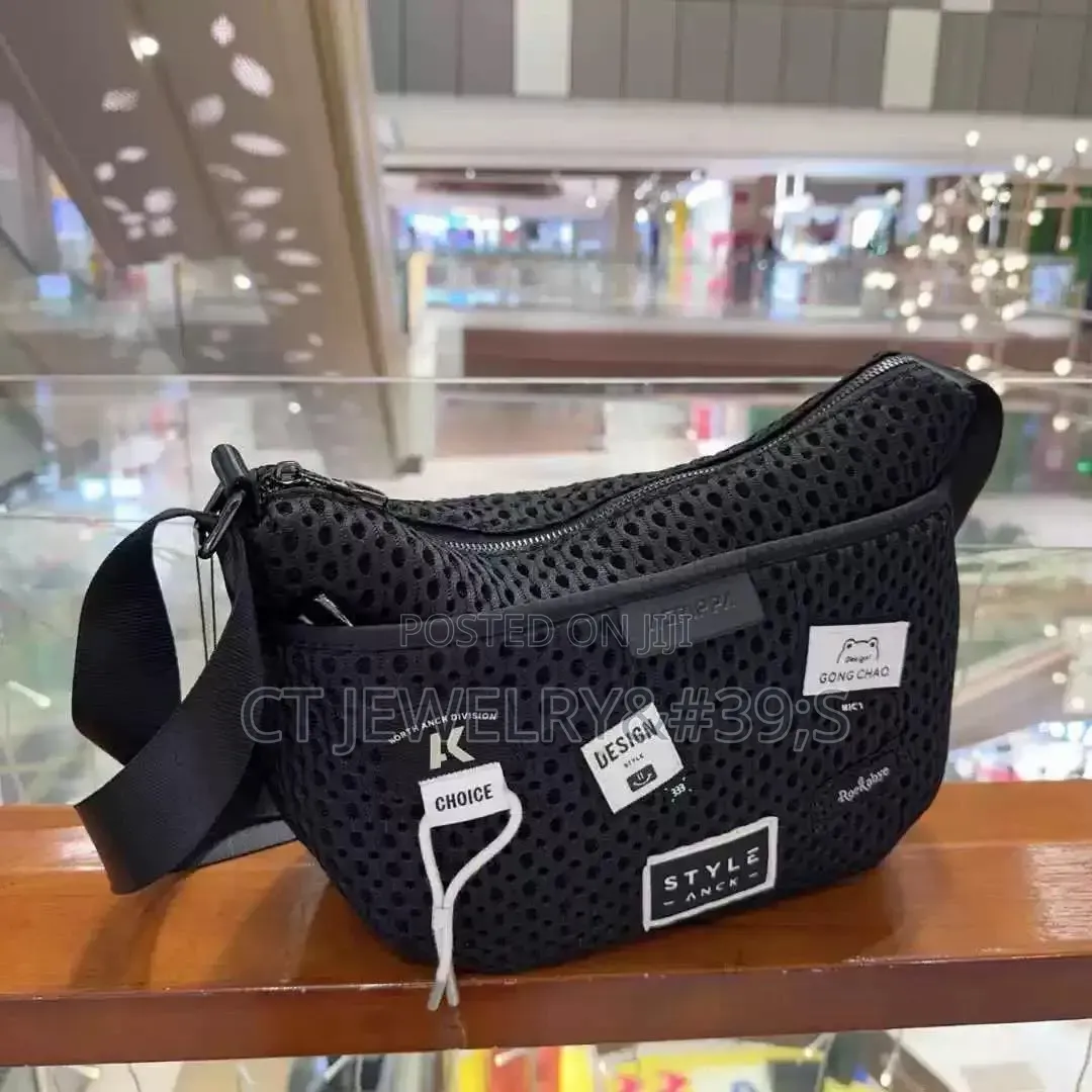 Original Kawz Shoulder Bag Distinctive Mesh Exterior Patches (Luxury)