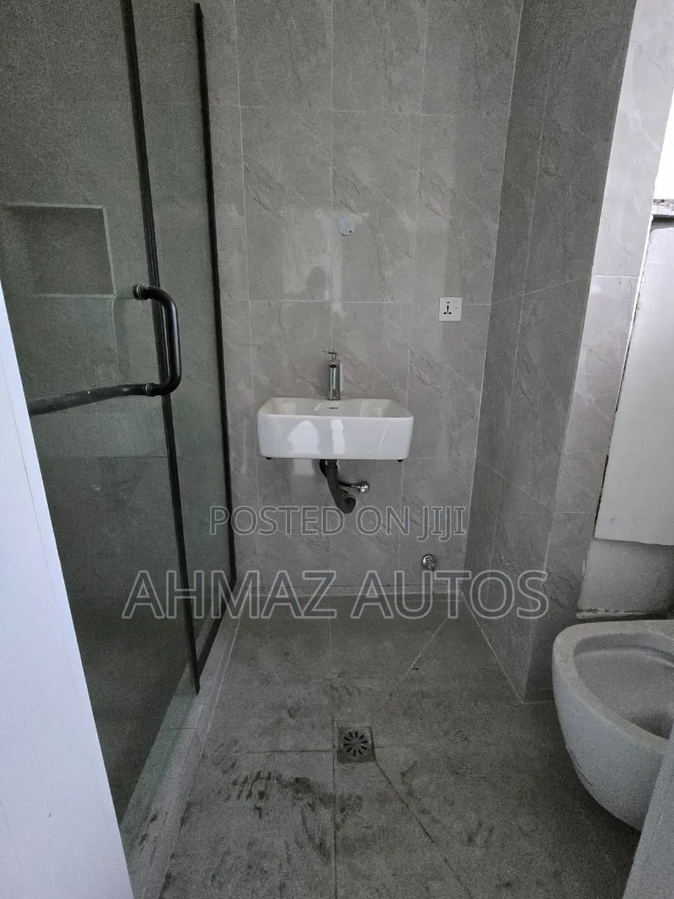 2bdrm Maisonette in Rockmould Apartment., Lekki for sale